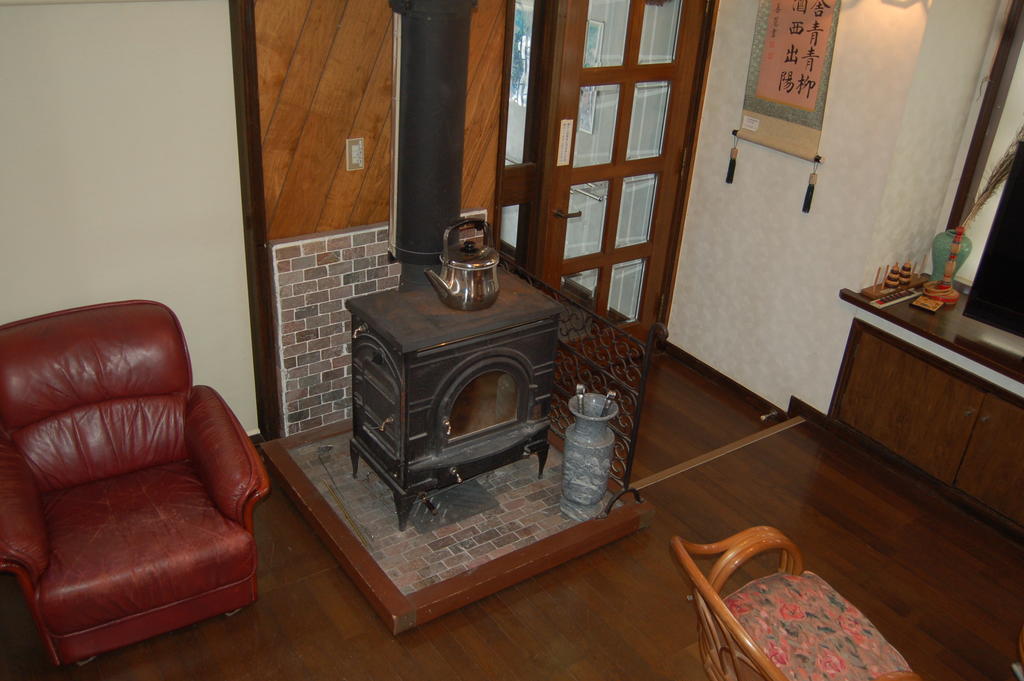 Onsen Pension Hanasakiyama Minakami Exterior foto